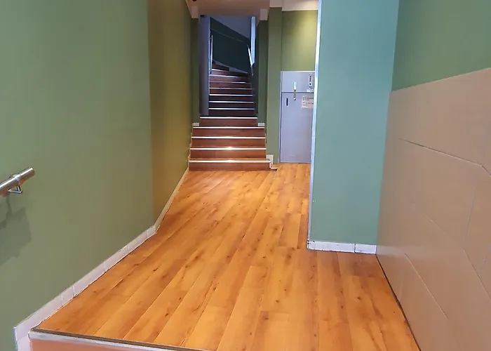 Der Tannenbaum מלון 2*