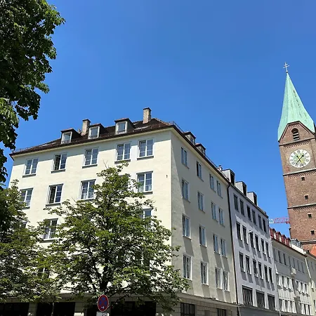 Der Tannenbaum Hotel 2*