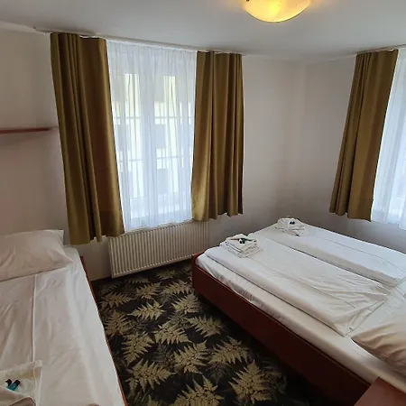 Der Tannenbaum Hotel 2*