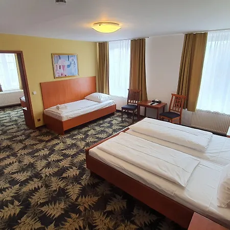 Der Tannenbaum מלון