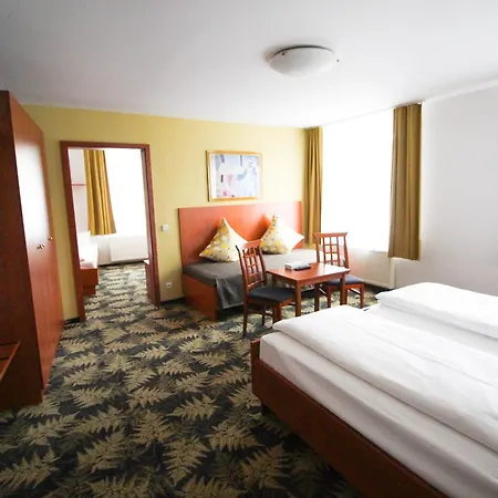 Hotell Der Tannenbaum München