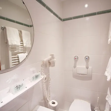 Hotell Der Tannenbaum München